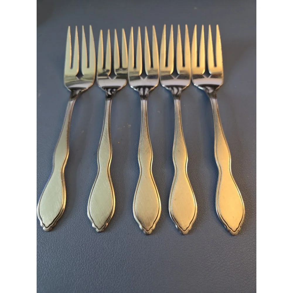 Oneida Twilight Stainless Salad Forks 6.25 in Set of 5